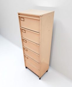 Armoire à clapet métallique 5 cases