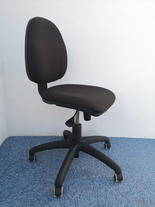 Chaise à roulette noir  petit prix – Image 3