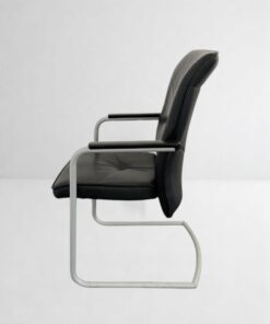 Fauteuil accueil cuir noir Klober luge chromé