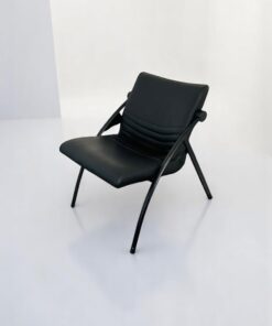 Fauteuil en cuir noir accueilFauteuil en cuir noir accueil