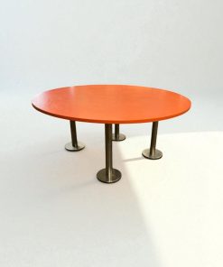 Table ronde orange réunion salle de pause Ø 200cm