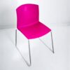 Chaise visiteur design piètement Traîneau rouge violet