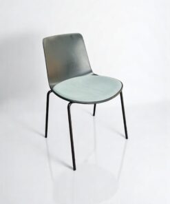Chaise-Lotus-Lievor-altherr-Enea-Design-noir