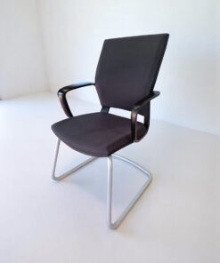 Chaise visiteur luge klöber Moteo tissu noir