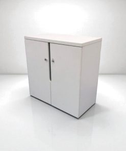 Armoire porte battante en bois