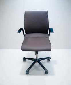Chaise à roulette Wilkhahn Modus simili cuir marron