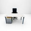 Bureau droit Magencia chêne clair piètement gris 160x80cm