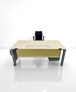 Bureau droit Steelcase 180x80cm avec voile
