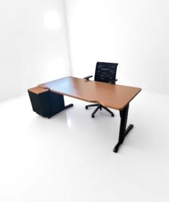 Bureau droit Steelcase merisier 160x80cm
