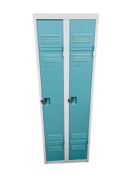 Armoire vestiaire en métal à 2 portes, vue d'ensemble