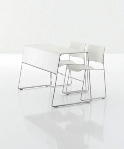 Table de formation Tutor HOWE empilable design blanc