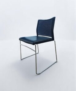 Chaise visiteur Haworth slim design By G.B finition cuir