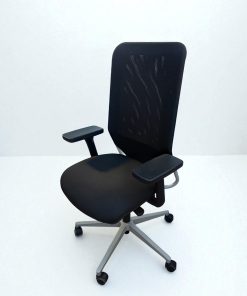 Chaise a roulette Sokoa accoudoir ajustable dossier mesh